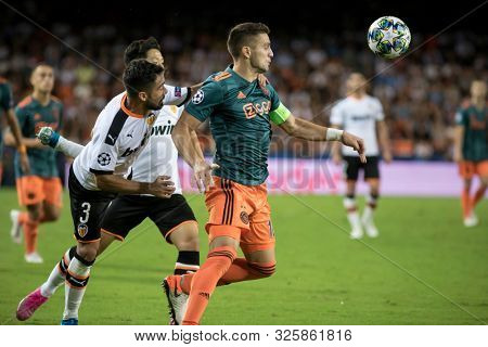 VALENCIA, SPAIN - OCTUBER 2: Tadic with ball during UEFA Champions League match between Valencia CF and AFC Ajax at Mestalla Stadium on Octuber 2, 2019 in Valencia, Spain