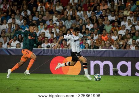 VALENCIA, SPAIN - OCTUBER 2: Guedes during UEFA Champions League match between Valencia CF and AFC Ajax at Mestalla Stadium on Octuber 2, 2019 in Valencia, Spain