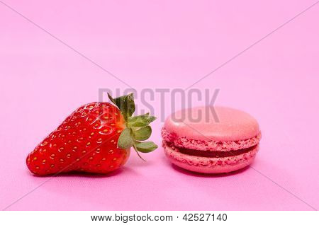 อย่างไร Macaron สตรอเบอร์รี่