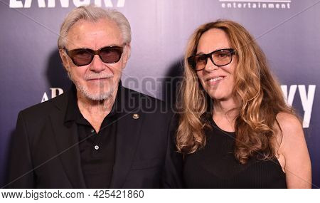 LOS ANGELES - JUN 21: Harvey Keitel and Daphna Kastner arrives for the âLanskyâ  Hollywood Premiere on June 21, 2021 in Los Angeles, CA                