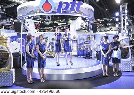 Bangkok-apil  2 Pretty At The37 Th Bangkok International Motor Show 2017 On Apil 2 2017 In Bangkok, 