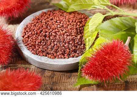 Annatto Seeds, Onoto, Annatto, Bixa Orellana, Natural Red Pigment