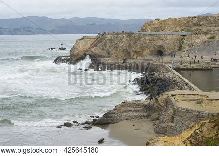 San Francisco,ca,usa - April 28, 2018 : Unidentified People Sightseeing At The Historical Sutro Bath