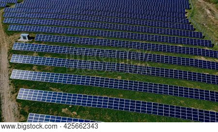 Solar Panel Produces Green, Environmentaly Friendly Energy