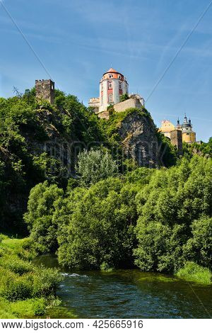 Chateau Vranov Nad Dyji With River Below, Czech Republic
