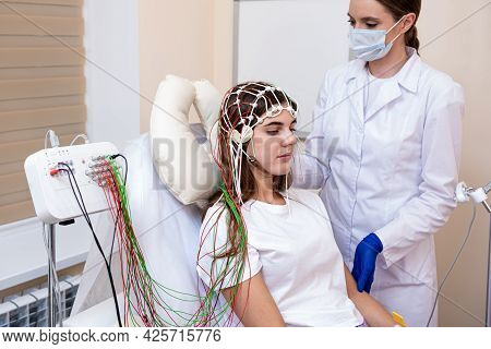 Patient Brain Testing Using Encephalography At Medical Center