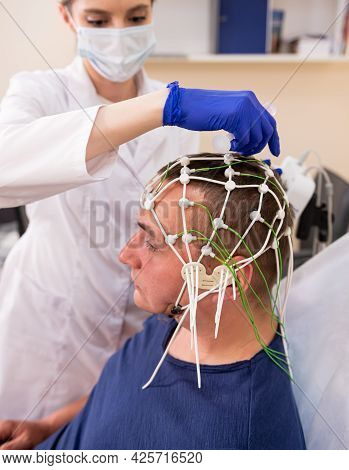 Patient Brain Testing Using Encephalography At Medical Center