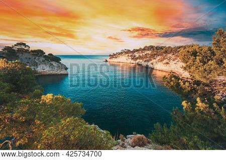 Cassis, Calanques, France. French Riviera. Beautiful Nature Of Cote De Azur On The Azure Coast Of Fr