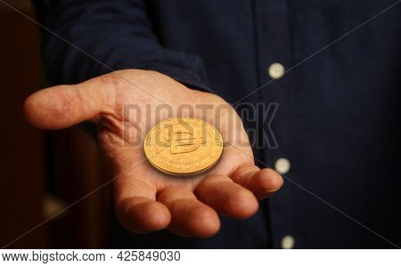 Dai Stablecoin Cryptocurrency Symbol Golden Coin Illustration