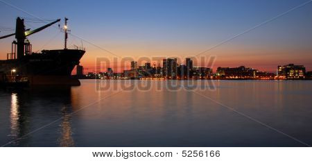 Baltimore City Skyline fra tidevandet punkt