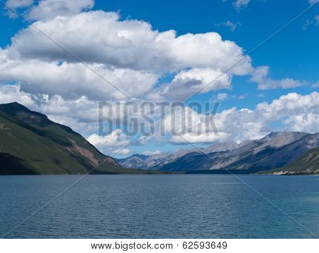 Muncho Lake Provincial Northern Park Bc Canada