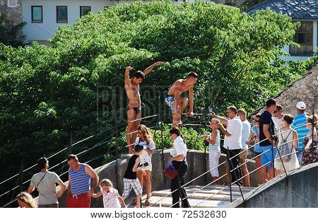 Jumpers On Stari Most