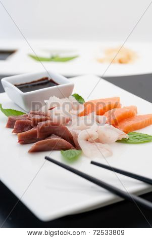 Sashimi Sushi
