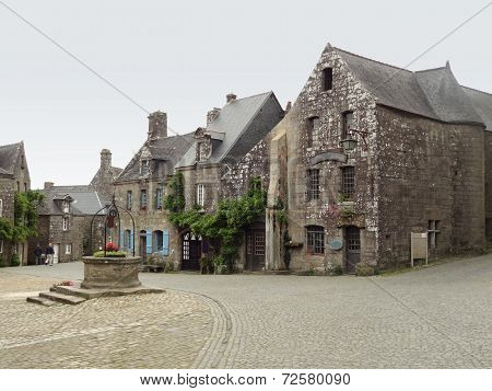 Locronan
