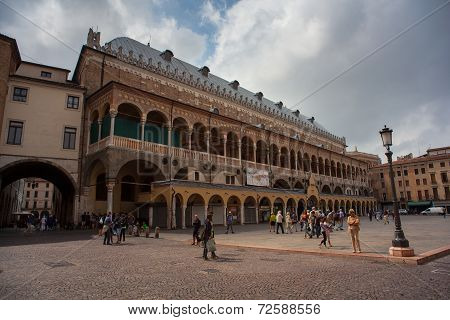 Palazzo Della Ragione