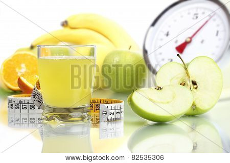 Apple juice in glass fruit meter scales diet food