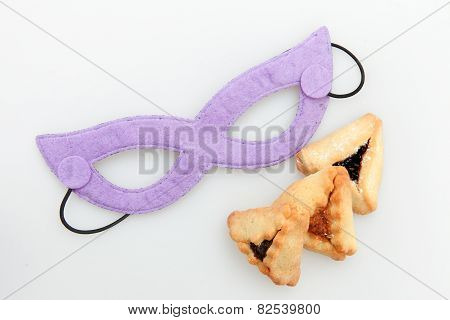 Traditional Jewish holiday - Purim Hamantaschen and mask