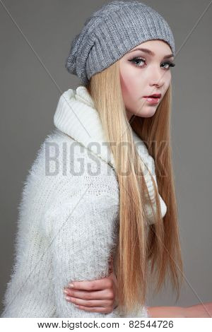 Portrait of sexual beautiful whiteheaded girl in a sportwear, is in fashion style