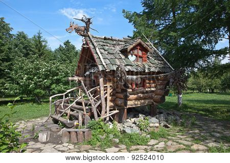 YEKATERINBURG, RUSSIA - JUNE 2, 2015: Photo of The Hut of Baba Yaga. Tagansky Park.