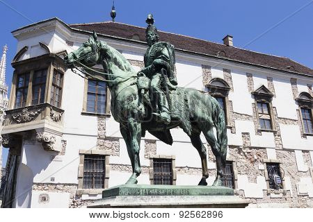 András Hadik Statue