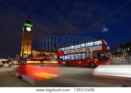 LONDON - OCTOBER 02: Night traffic on the streets of London on October 02, 2014 in London, UK. London is one of the world's leading tourism destinations