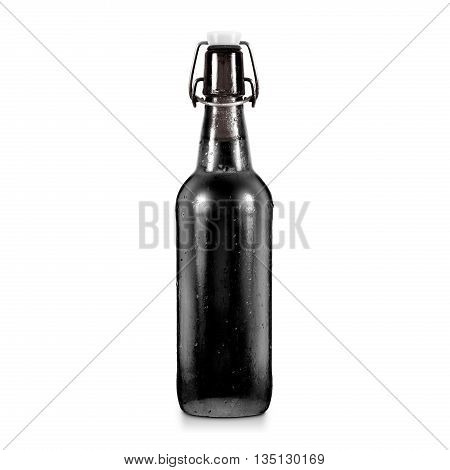 Blank black beer bottle mockup without label, isolated. Dark alcohol beverage botle mock up with clipping path. Cold wet beer flask template front view. Brewery bottle label branding. Beer corporate.
