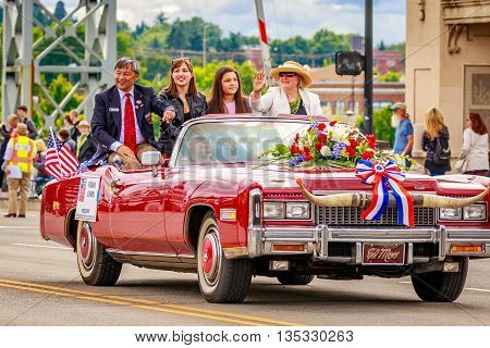 Portland Grand Floral Parade 2016