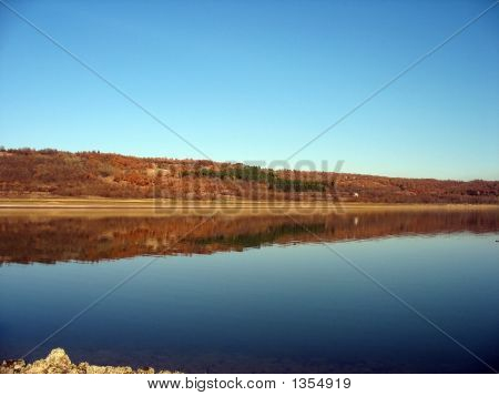 Jezero podzimu
