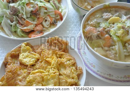 Thai Dinner set, omelet fry vegetablesoup tofu