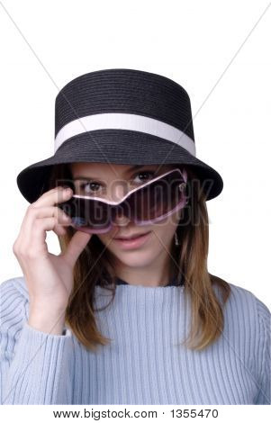 Ciągnąc w dół okulary 5 