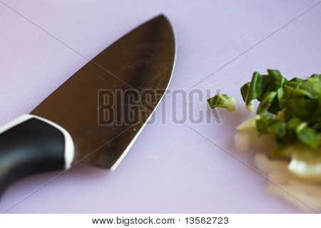 Bıçak ve swiss chard