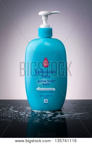 KUALA LUMPUR, MALAYSIA. MAY 30, 2016 : Bottle of Johnson & Johnson Baby Active Fresh Bath.Johnson & Johnson is an American company founded in 1866