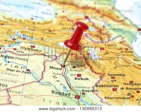 Map with pin set on Mosul, Irak.