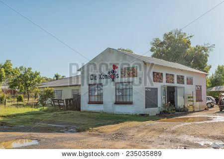 Tweespruit, South Africa - March 12, 2018: A Restaurant And Shop In Tweespruit, A Small Town In The 