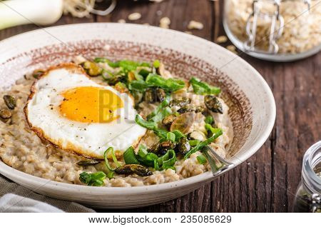 Oatmeal Salty With Spring Onion And Egg