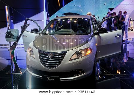 FRANKFURT - SEP 17: Lancia Ypsilon bil vist ved den 64th Internationale Automobil Ausstellung (IAA)