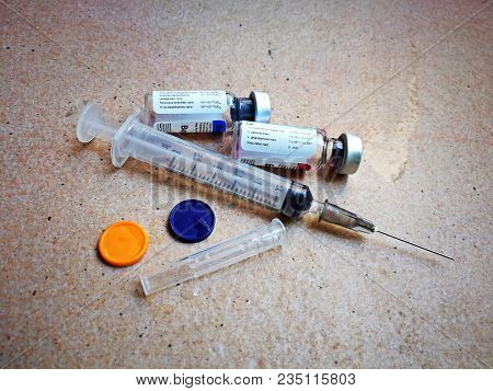 Needles And Vaccine For Protect My Dogs From  Rabies, Hydrophobia
