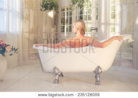 Beautiful Nude Sexy Image & Photo (Free Trial) | Bigstock