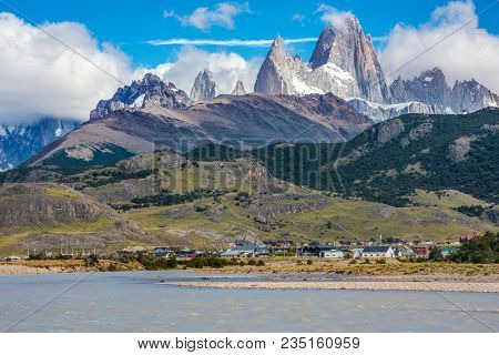 River Rio de las Vueltas near El Chalten town and mountain panorama with Fitz Roy peak at Los Glaciares National Park, Argentina