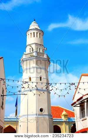 Minaret of the old Lebuh Aceh Mosque (Acheen St Mosque), George Town, Penang, Malaysia. UNESCO world heritage site