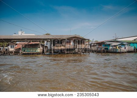 Bangkok February 7 2016: Culture, Features And Life Of Thailand.  Chao Phraya River