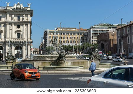 Rome, Italy - June 22, 2017: Amazing View Of Piazza Della Repubblica, Rome, Italy