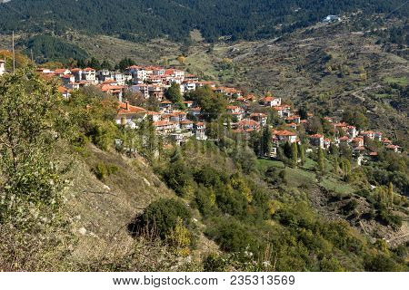 Metsovo, Epirus, Greece - October 19, 2013: Autumn View Of Village Of Metsovo Near City Of Ioannina,