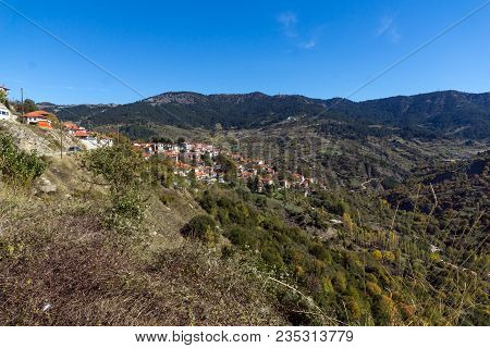 Metsovo, Epirus, Greece - October 19, 2013: Autumn View Of Village Of Metsovo Near City Of Ioannina,
