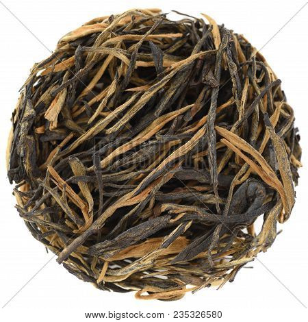 Yunnan Assamica Gold Needle Black Tea In Round Shape Overhead View