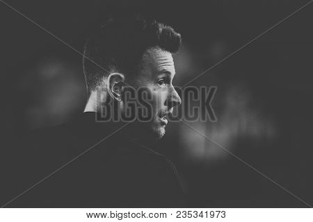 VALENCIA, SPAIN - APRIL 8: Neto during Spanish La Liga match between Valencia CF and RCD Espanyol at Mestalla Stadium on April 8, 2018 in Valencia, Spain
