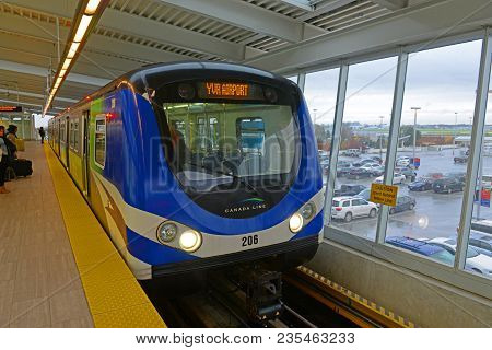 Vancouver - Nov 9, 2014: Vancouver Skytrain Metro Canada Line In Yvr Airport Station In Richmond, Br