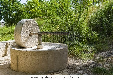 The Millstone, Olive Oil Press Squeeze Out Olive Oil