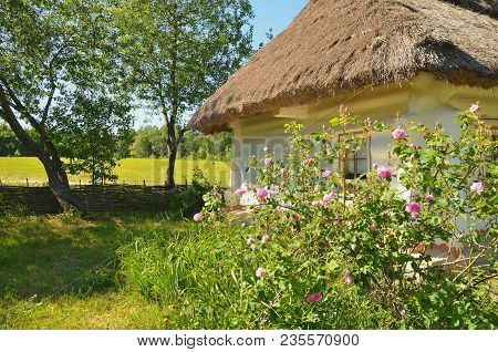 Ukrainian Hut In The Village Of Vintage Building