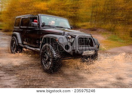 The Canyon Of The River Tosna. Leningrad Region. Russia. Oct 10, 2017: A  Wrangler Rides On The Bed 